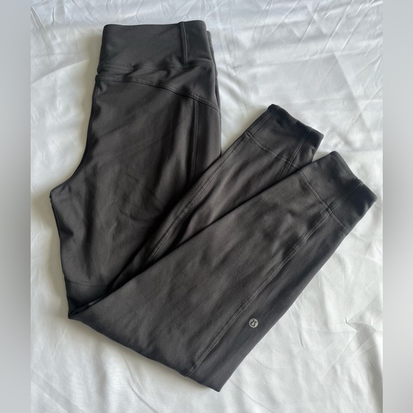 Lululemon Run On Jogger - Size 8 Dark Carbon - Picture 6 of 9